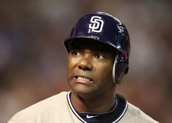 Dictan orden de captura contra expelotero grandes ligas Miguel Tejada