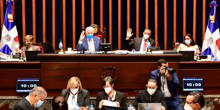 Senado aprueba en dos lecturas Presupuesto General 2022
