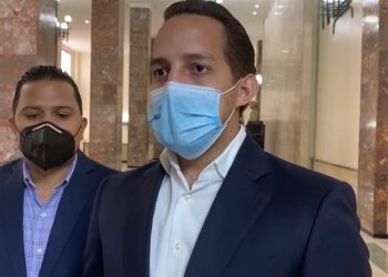 Diputado Ángel Estévez exhorta a Universidad UCATECI reconsiderar aumento créditos a estudiantes