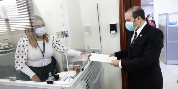 Partido Avance Ciudadano (PAC) deposita ante JCE documentos para su reconocimiento