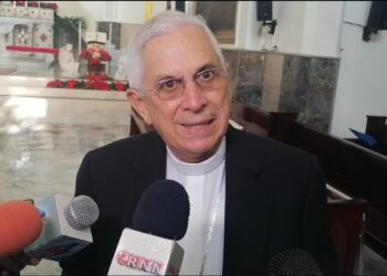 Obispo Grullón Estrella arremete contra la corrupción en el país