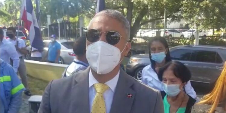 Presidente municipal PRM en Santiago Andrés Cueto marca el paso a reelección de Abinader
