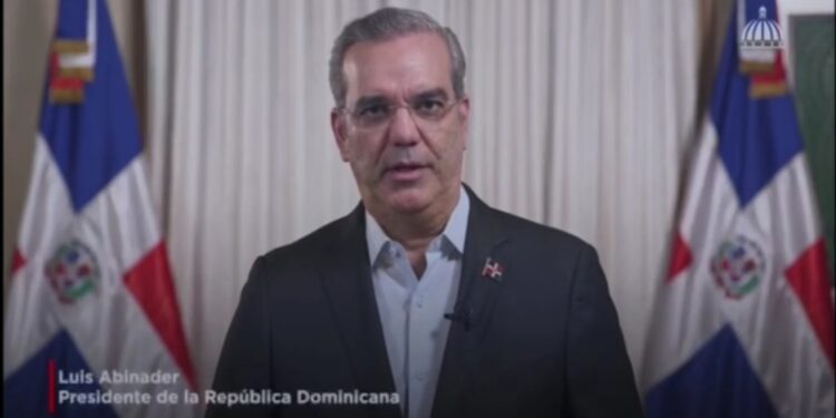 Presidente Abinader solicitará a Congreso aplazar contrato fideicomiso Punta Catalina