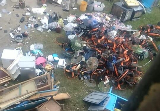 Militares buscan armas de fuego, blancas y sustancias controladas en Cárcel La Victoria
