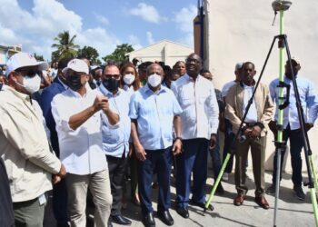 Gobierno inicia proceso de titulación propiedades en Los Alcarrizos y La Guáyiga