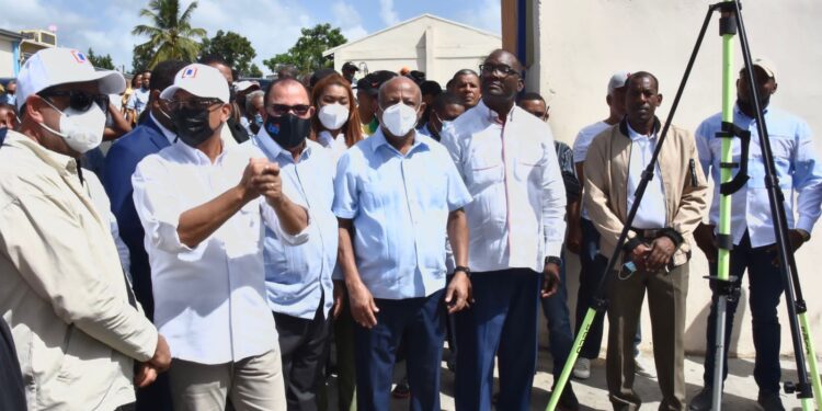 Gobierno inicia proceso de titulación propiedades en Los Alcarrizos y La Guáyiga