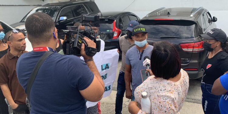 Denuncian negligencia de Constructora Prats y Asociados en entrega viviendas a 125 adquirientes