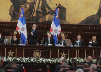 Gobierno entregará 300 mil nuevas tarjetas del programa Supérate  