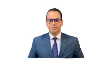 Juramentan nuevo presidente filial Santo Domingo Colegio Dominicano de  Notarios