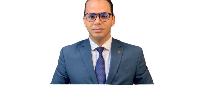 Juramentan nuevo presidente filial Santo Domingo Colegio Dominicano de  Notarios