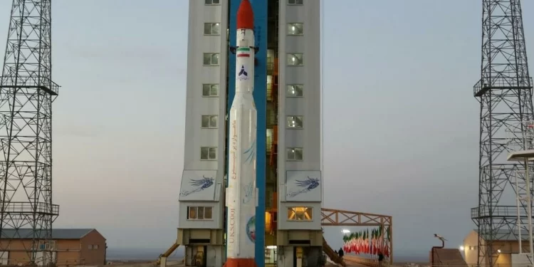 El lanzamiento de un cohete al espacio por parte de Irán despierta temores a Estados Unidos