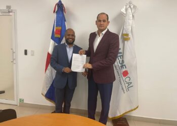 Solicitan Farmacias del Pueblo en Circunscripción 5 provincia Santo Domingo