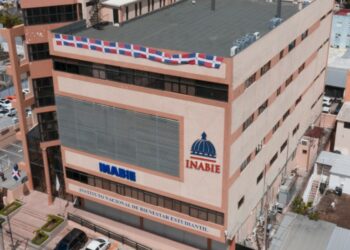 INABIE paga RD$1,682 millones en anticipo a suplidores almuerzo centros de jornada extendida