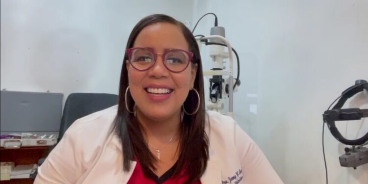 Oftalmóloga del Moscoso Puello advierte sobre el glaucoma  “ladrón silencioso de la visión”