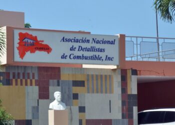 Anadegas y Federación de  Comerciantes Unidos opuestos a proyecto de ley   Hodrocaeburos