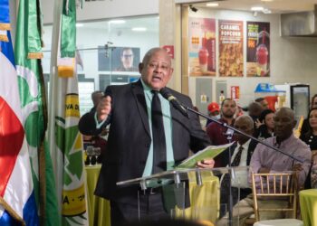 COOP-HERRERA llega a Plaza Sambil y proclama un cooperativismo de servicios nuevos