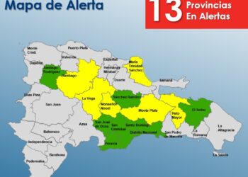 COE mantiene 13  provincias en alerta por intensos aguaceros