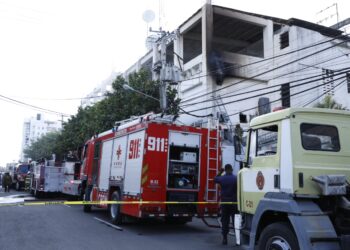 Sistema 9-1-1 coordinó asistencia en respuesta a incendio Canal del Sol donde resultaron dos muertos y otros seis afectados