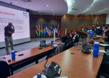 Policías participan en curso “Tráfico de Armas Pequeñas”, desarrollado en El Salvador