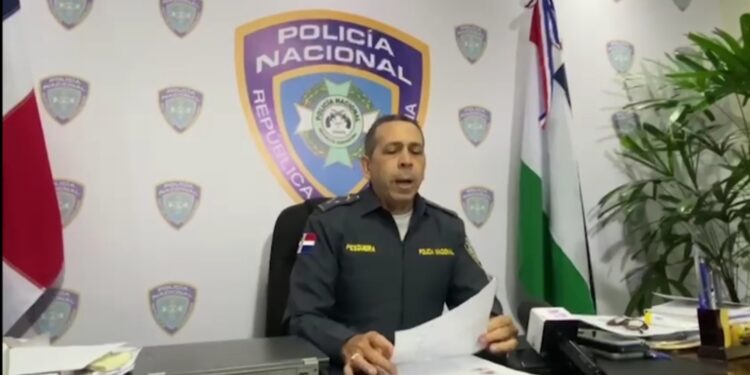 Policía captura dos personas por robo de casi 33 millones de pesos mediante estafa