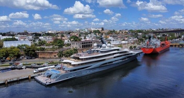 Procuraduría allana yate Flying Fox en Santo Domingo de supuesto magnate Ruso
