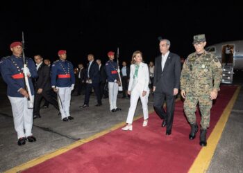 Presidente Abinader regresa al país tras asistir a toma de posesión de su par Rodrigo Chaves Robles