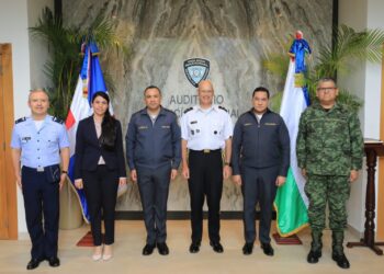 Ministro Interior y director Policía Nacional presiden apertura panel de estudiantes Colegio Interamericano de Defensa
