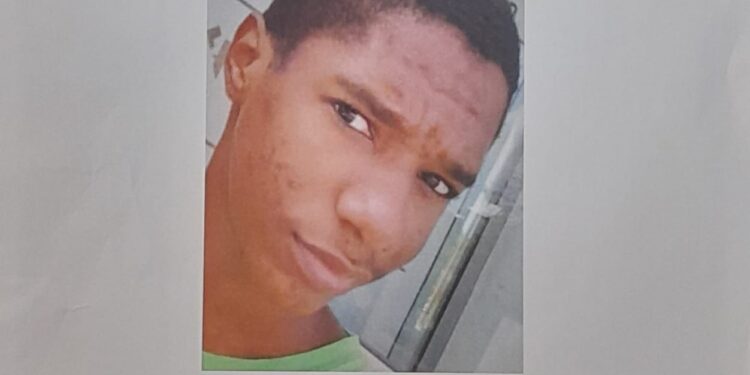 Joven de 17 años lleva cuatro dias desaparecido su familia pide ayudar a encontrarlo
