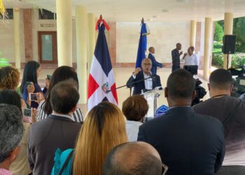 FAPROUASD celebra 43 aniversario reitera compromiso de alcanzar condiciones de vida dignas para docentes