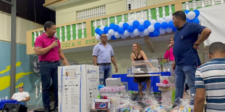 Diputado Elías Matos realiza tradicional celebración del Día de la Madres