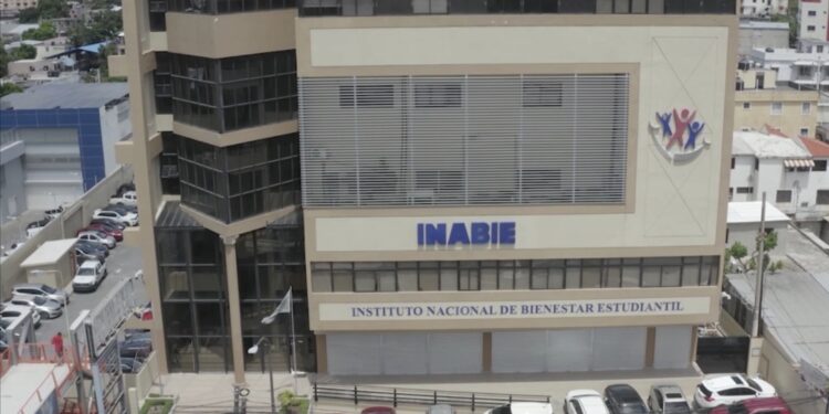 INABIE sigue brindando experiencias extracurriculares a estudiantes de familias vulnerables con el programa “Turismo Estudiantil”