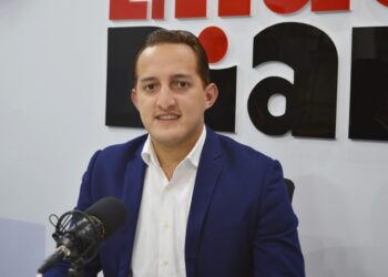Diputado Ángel Estévez deposita proyecto de ley busca crear Banco de Leche a nivel nacional