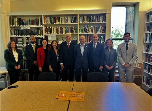 Gobierno dominicano enviará 10 jóvenes por año a la prestigiosa Universidad de Oxford