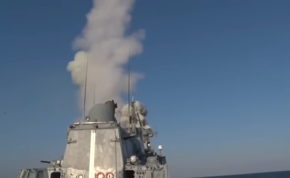 Rusia bombardea el oeste de Ucrania y libra fuertes combates en el este: Batalla deja 22 heridos incluyendo un niño