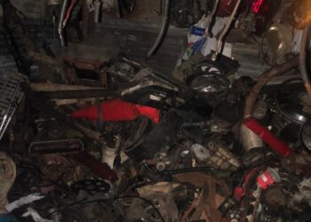 Policía recupera  cuatro vehículos robados y piezas de al menos 12 automóviles sustraídos