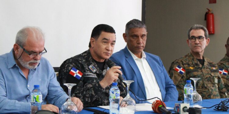 Detienen 47 personas en las últimas 24 horas, incautan armas y recuperan vehículos robados