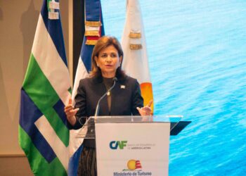 Vicepresidenta Raquel Peña, queda a cargo provisionalmente del Ministerio de Medio Ambiente.