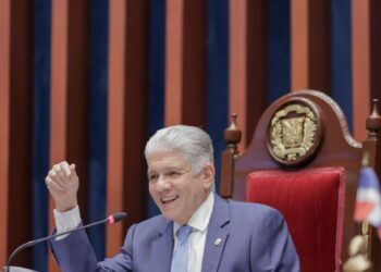 Presidente del Senado llama a legisladores aprobar Ley de Extinción de Dominio