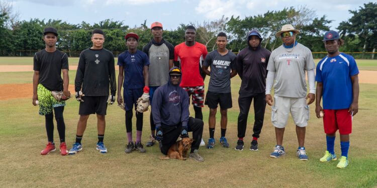 GSB Baseball Academy forma jovenes deportista en la zona Este del país