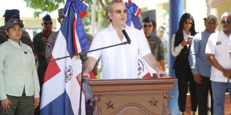 Presidente Abinader deja iniciados trabajos remozamiento Playa Sosúa con inversión superior a los 600 millones de pesos