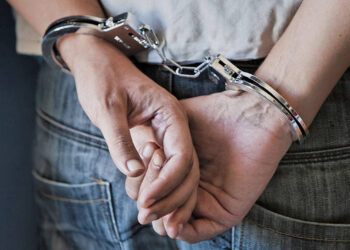 Policía captura en Bayaguana uno de tres hombres acusados de ultimar primer teniente FARD