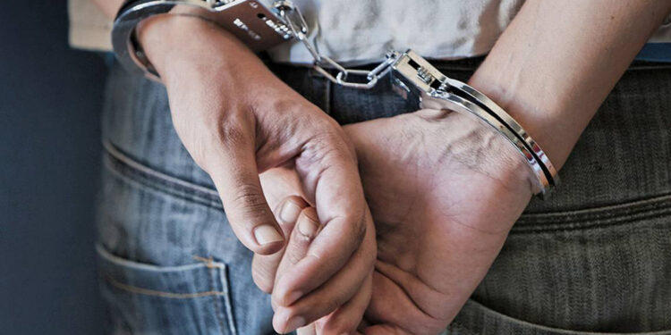 Policía captura en Bayaguana uno de tres hombres acusados de ultimar primer teniente FARD