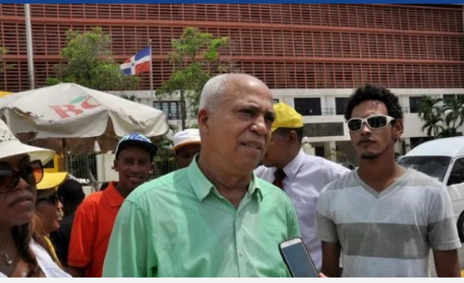 Arrestan a Johnny Portorreal, el abogado acusado de estafar a familia Rosario
