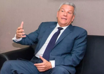 Ministro Macarrulla solicita licencia de su cargo por imputaciones de su hijo en caso Medusa