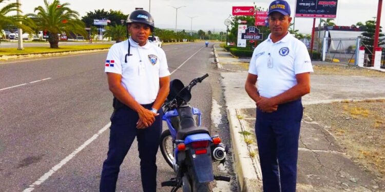 Agentes de Politur apresan hombre por asalto a ciudadano