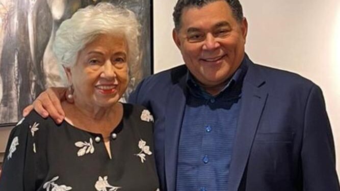 Doctor Alejandro Asmar se reúne con exvicepresidenta Milagros Ortiz Bosch en visita que gira la funcionaria