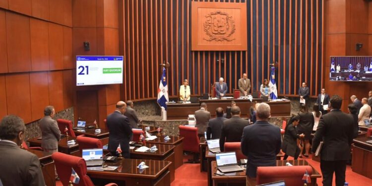 Senado de la República aprobó en dos lecturas Ley Orgánica de Regiones Únicas
