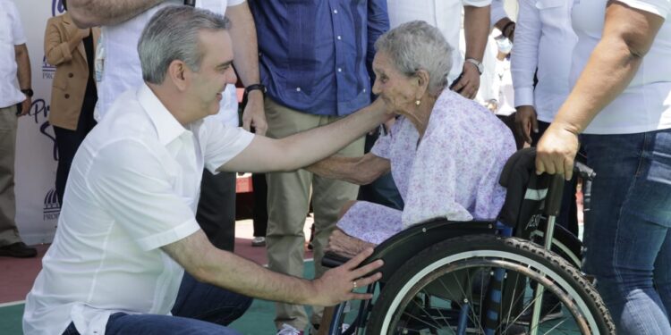 Gobierno del presidente Abinader invierte RD$ 8 mil millones en María Trinidad Sánchez en obras públicas