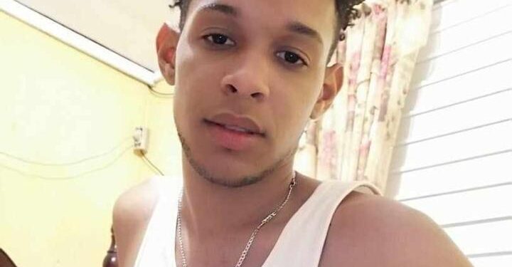 Encuentran homosexual muerto  con puñal en el corazón