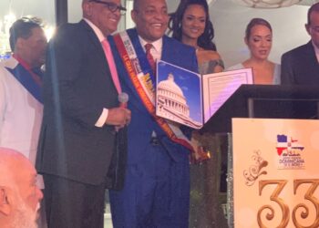 Congresista Espaillat y organizadores Gran Parada Dominicana reconocen labor del alcalde José Andújar